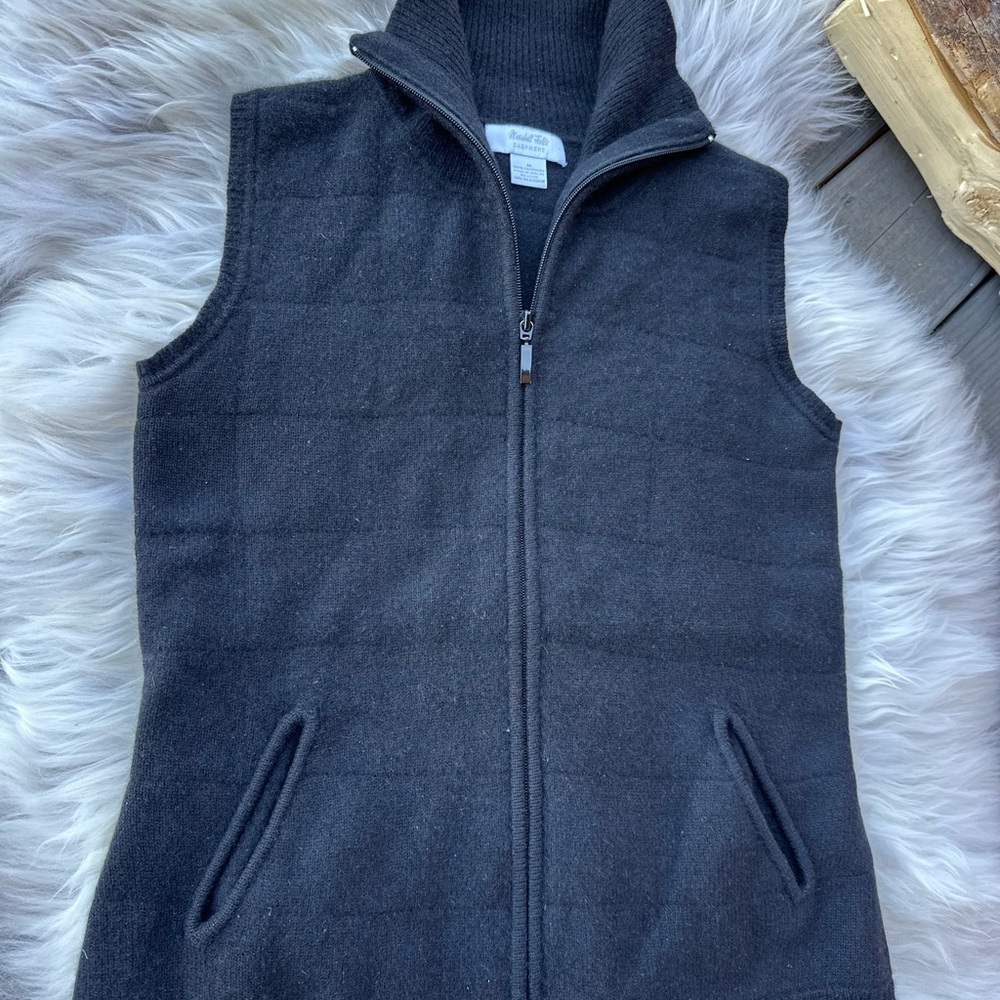 🏔️ Vintage Marshall Field’s 100% Cashmere Zip Sweater Vest | Women’s Medium